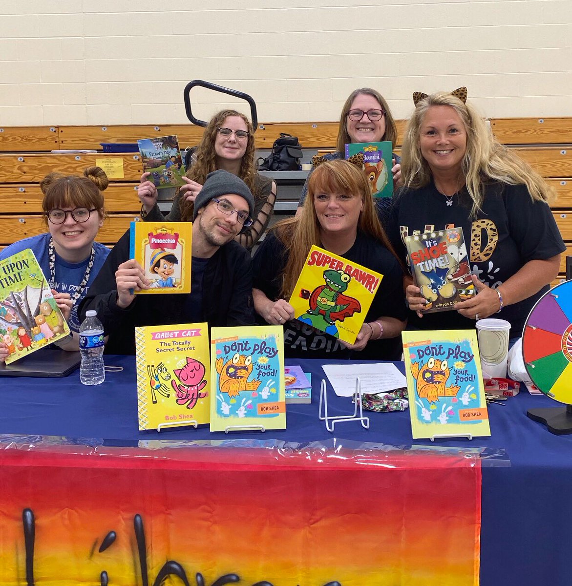 Coltzqueen4ev's tweet photo. Aww!!! Love!!! Mrs. Tackett and Mrs. Haas teaming up with our Elwood Public Library for tonightโs Blast Off To Kindergarten!!! Such a great evening!!!
โฅ๏ธ๐พ๐๐ณ๐
#PantherPride #BlastOffToKindergarden #SpinThatWheelGetABook #GetYourLibraryCard https://t.co/2ve6SI0mJB