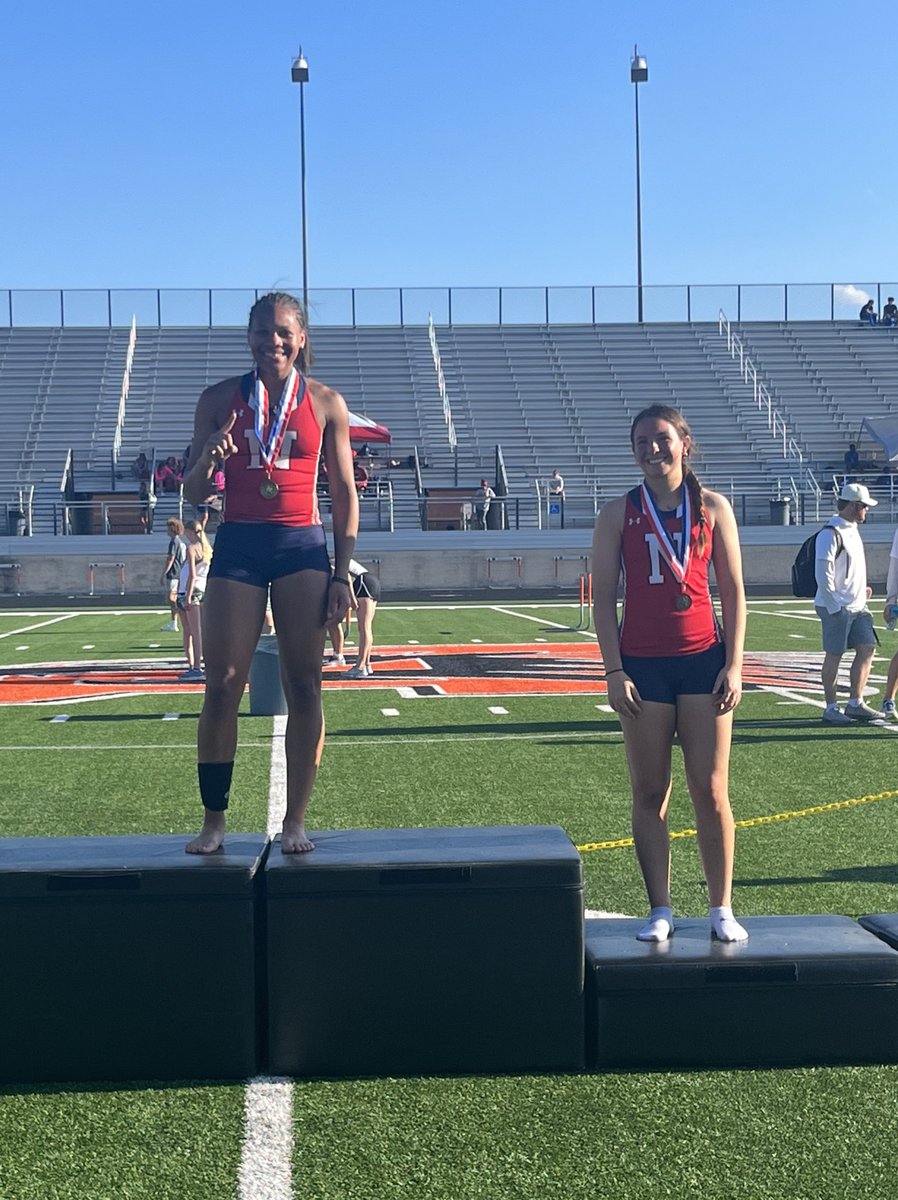 Congrats to <a href="/anayapotter14/">Anaya Potter</a> and <a href="/Avery_Allison16/">Avery Allison</a> for their 1st and 3rd Place Finishes in the 300 Hurdles!!!