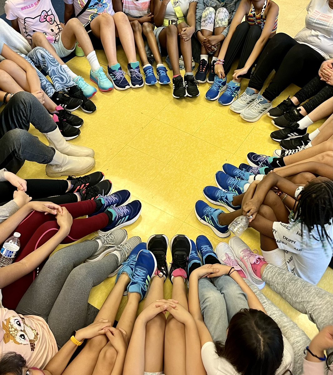 WMES Community (@wmescommunity) on Twitter photo Shout out to <a href="/GOTRMoCo/">GOTR Montgomery Co.</a> for providing full scholarships to 30 of our little ladies in grades 3-5 AND a new pair of running shoes to support them👏🏼 We appreciate you! <a href="/WatkinsMillES/">Brooke Simon</a> <a href="/MCPS/">MCPS</a>CommunitySc @MCPS <a href="/MCPSAthletics/">MCPS Athletics</a> <a href="/ewsoisson/">Liz Soisson</a> Shout out to <a href="/GOTRMoCo/">GOTR Montgomery Co.</a> for providing full scholarships to 30 of our little ladies in grades 3-5 AND a new pair of running shoes to support them👏🏼 We appreciate you! <a href="/WatkinsMillES/">Brooke Simon</a> <a href="/MCPS/">MCPS</a>CommunitySc @MCPS <a href="/MCPSAthletics/">MCPS Athletics</a> <a href="/ewsoisson/">Liz Soisson</a>