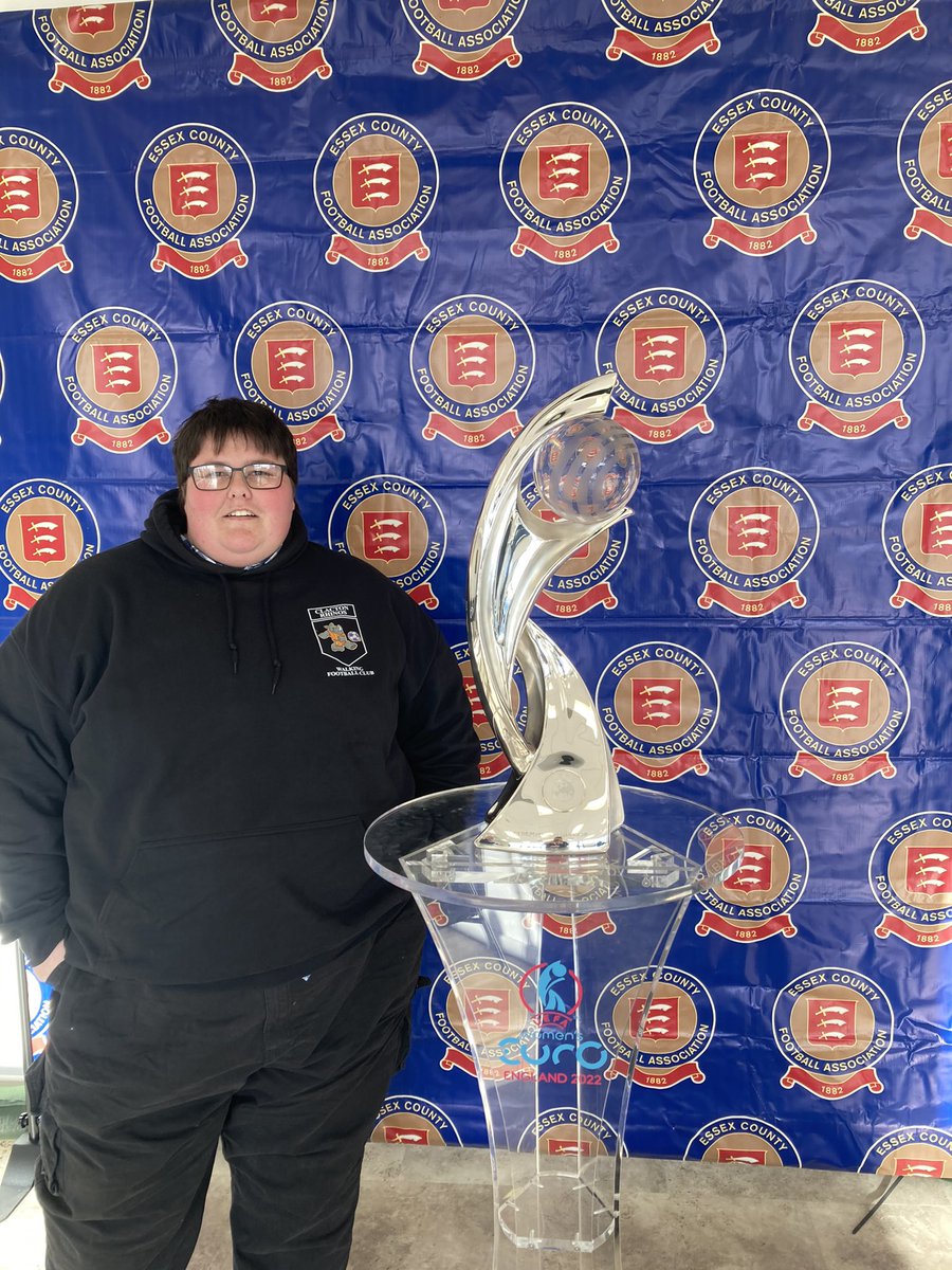 JennyHi63680960's tweet photo. So I was invited as a guest by @lana_gillard BBC Essex Women’s cup final BTWFC won and was nice to see staff @EssexCountyFA @Mux1972 I done walking football and proud tonight people asking about Essex Womens Walking Football League #thisgirlcanessex #findyouractive
@ActiveEssex https://t.co/aHbdht2WZj