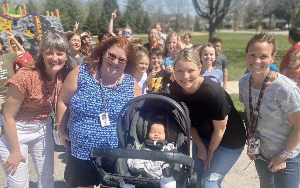 4th graders got a VIP visit at recess today! Mrs. Andorf and Baby Camden! They were so excited (&amp; so were the teachers)!!!
#LEchoosesHAPPY
#dg58pride