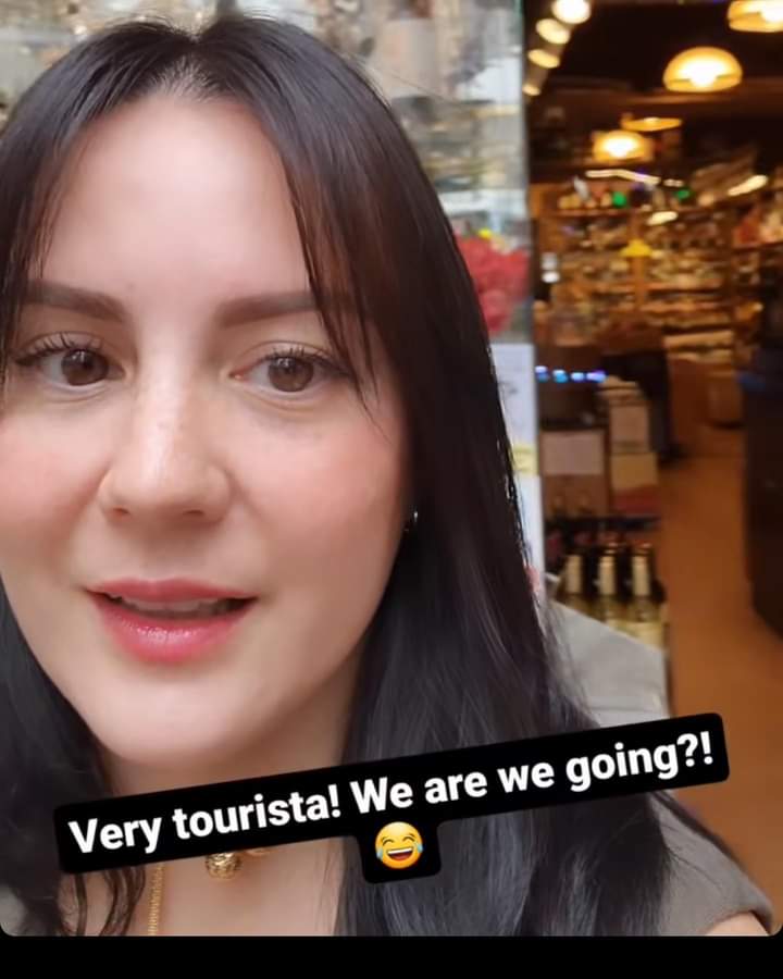 GlitterChannel8's tweet image. #2The couple shared on Instagram that they feel weird going on a trip with just the two of them.
“Kinda weird travelling without d kiddos.Miss them already! Our first official trip in 20yrs without anyone with us, no family,no friends. Exciting!!
@ chekakramer, be gentle w/ me,”