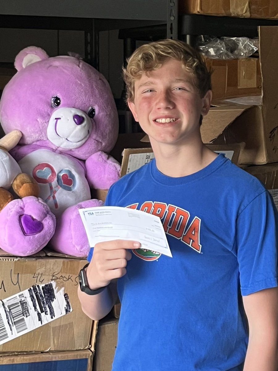 EcoBrothersOrg's tweet photo. Thank you @hersheycompany and @youthservice for the grant as part of the Hershey’s Heartwarming Project!  I’ll be working with @PatelElementary making pet toys for our local Humane Society out of upcycled used stuffed animals from @gladdogsnation !   #hersheysheartwarming https://t.co/tYqN8ye4Ue