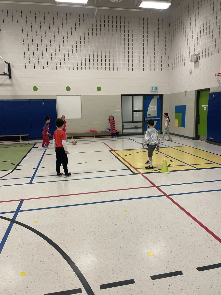 Mrs. Sanchez (Spratt) tweet media