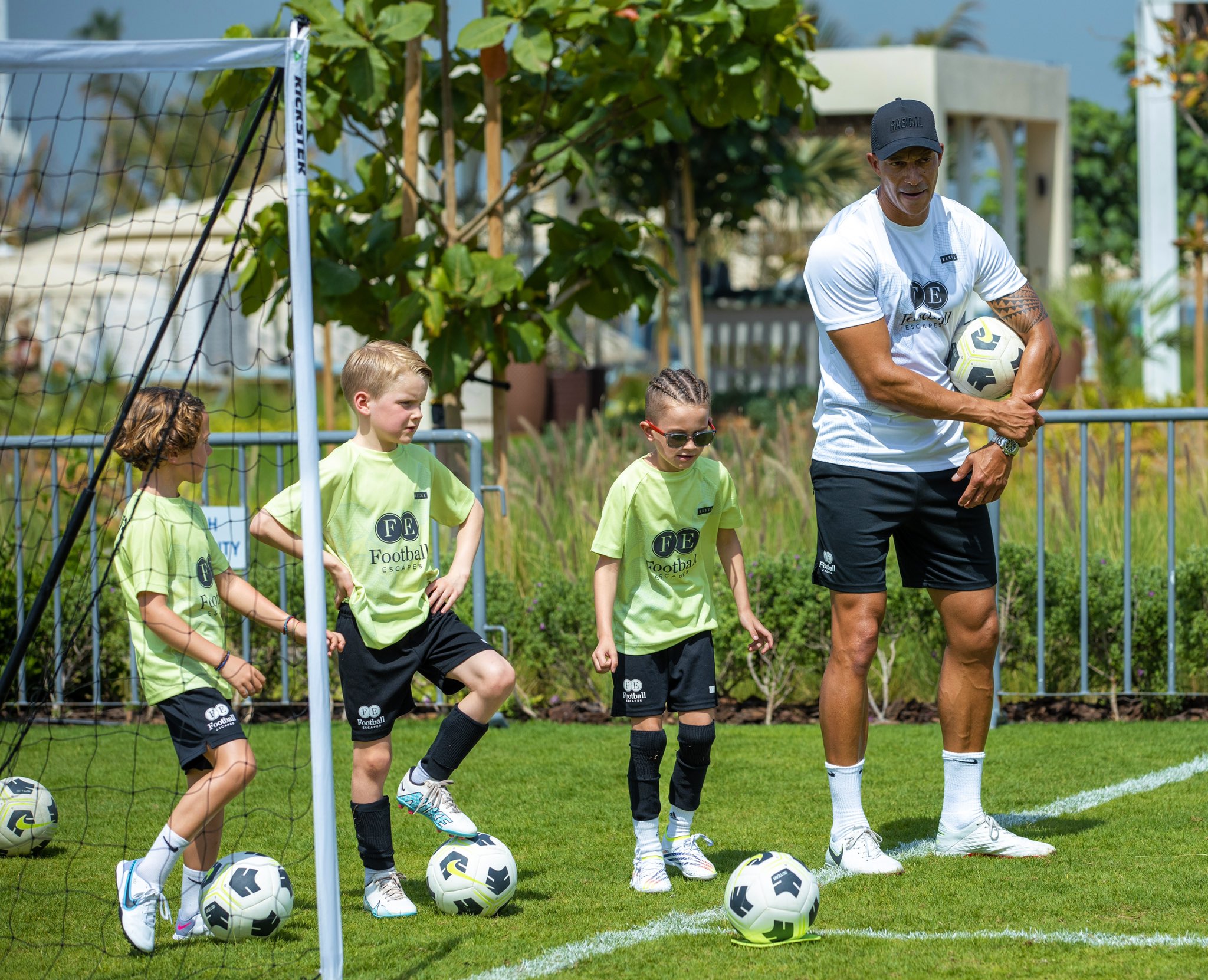 Football Escapes (footballescapes) / Twitter