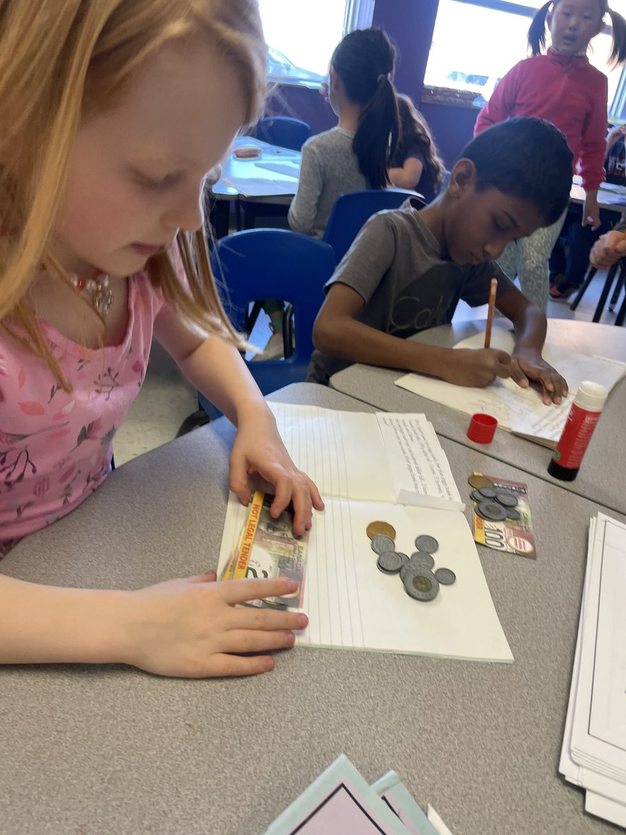 Mrs. Sanchez (Spratt) tweet media