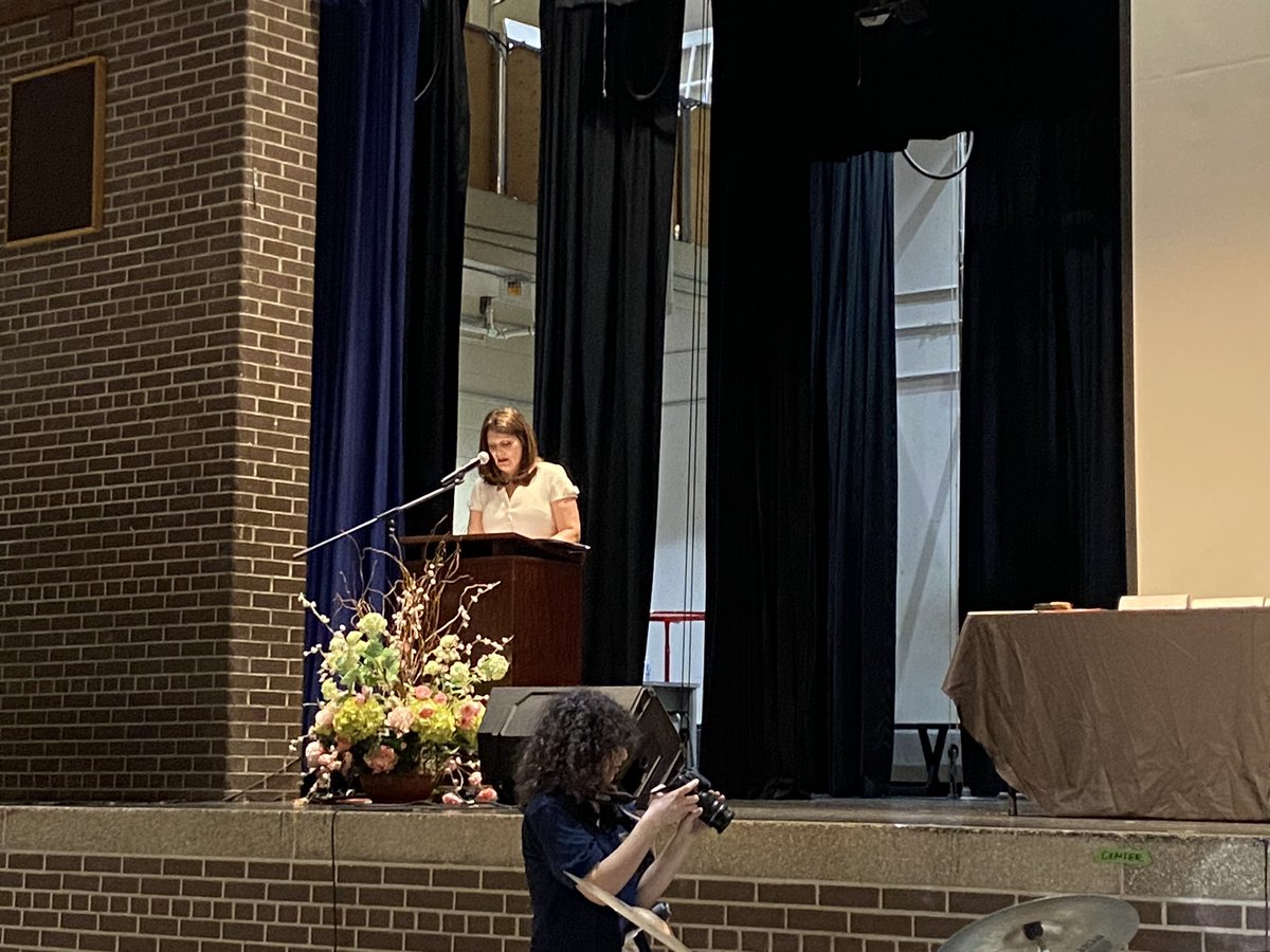 MPSJ_TCDSB's tweet photo. A wonderful evening celebrating young artist in Ward 2.Thank you to @Markus4Ward2 for organizing the Emerging Young Artists competition for ourcommunity @TCDSB @floracifelli @StGregoryCS @steugenecspc @transfigtcdsb @FrSerraTCDSB @AllSaintsTCDSB @ClementCatholic @Marcellus_TCDSB https://t.co/n7GvPJjF2V