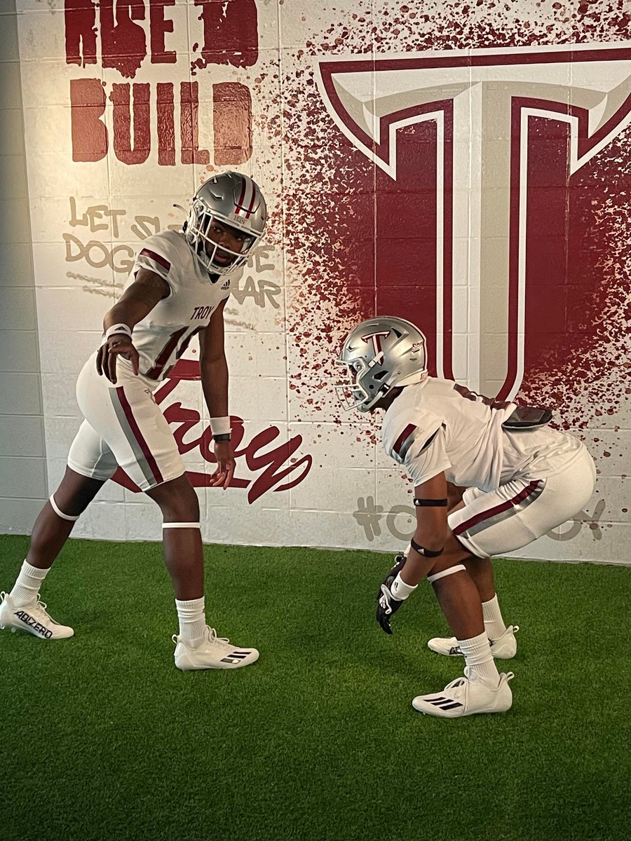 vigorhighschool's tweet photo. Jerrian Graham and Kevin Malone on their visit to Troy University. #stillvigor #whynotvigor #theschoolthatspiritbuilt #exposureandexperiences https://t.co/0msfWWUj6B