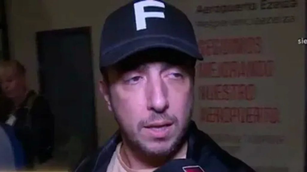 A QUIEN LE CREES??.

LUCAS BENVENUTO 👉 RT 

JEY MAMMON 👉 FAV 

#LAM