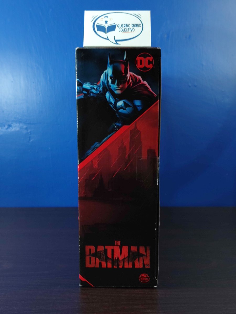 DiarioColect1vo's tweet photo. #Batman 🦇🖤♥️🖤| ¡Por fin tengo en mis manos el hermoso Batimóvil de Pattinson! 🥰😍
Corre a ver el unboxing en tu canal favorito de YouTube ☺️👍💙
https://t.co/wzi7sgnSud
#batinson #robertpattinson #dc #dccomics #figurasdeaccion #SpinMaster #TheBatman #coleccionables https://t.co/tmu8sLX11T