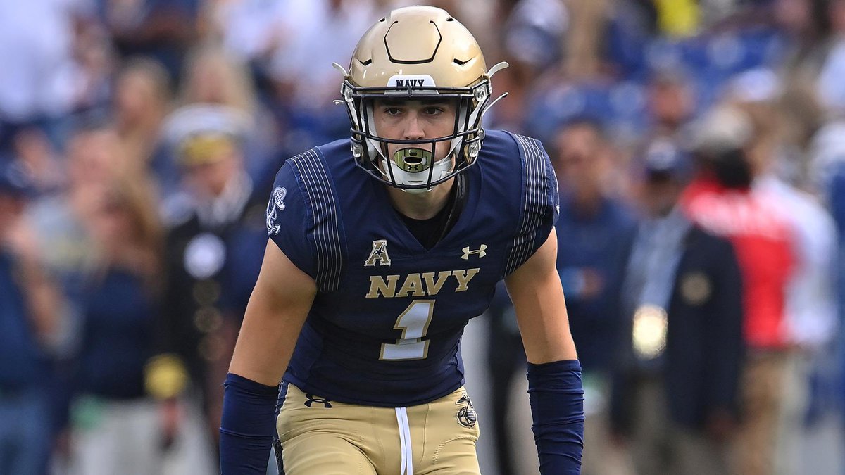 After a great conversation with <a href="/CoachLaurendine/">Tommy Laurendine</a> i am very thankful to have received an offer from Navy!!#GoNavy <a href="/davidbrown2nd/">Coach David Brown II</a> <a href="/CyWoodsFB212/">Cy Woods Football</a>