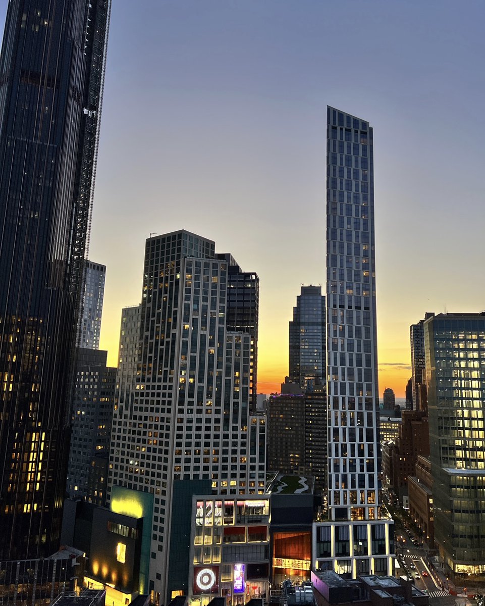 Nothing Beats This View 🌇