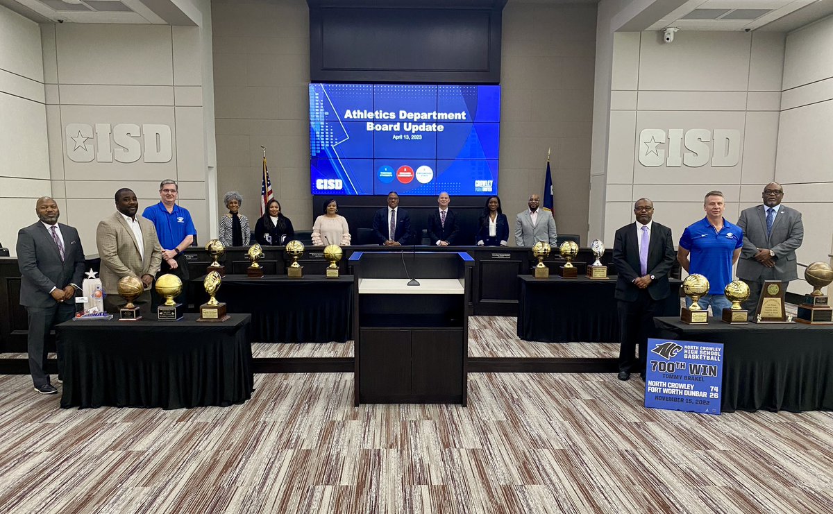 CrowleyISD's tweet photo. This place is packed with 🏆🏆🏆 tonight! Trustees are hearing how our student-athletes and coaches are succeeding in classrooms and in competitions. 2️⃣,3️⃣6️⃣0️⃣ middle and high school students compete in athletic programs with #CrowleyPrideUnified! 🏈 🏐 🏀 ⛳️ ⚽️ 🥎 ⚾️ 🏊‍♀️ 🎾 🏃‍♂️ https://t.co/Z2Y11rxu6L