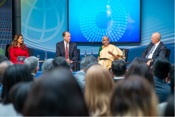DavidRMalpass's tweet photo. I enjoyed talking with @NSitharaman and @DavidSolomon about ways to empower women as entrepreneurs &amp; leaders.

Starting a business is a powerful tool for women to build a better future. Enabling access to finance, skills and digital technology is key.
https://t.co/EkUz2MrmX9 https://t.co/TqfLJa1wIM