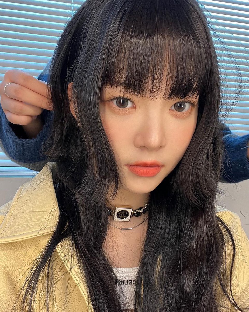 𝐀𝐧𝐝𝐫𝐨𝐦𝐞𝐝𝐚 𝐃𝐢𝐠𝐣𝐚𝐲𝐚 🎀 tweet media