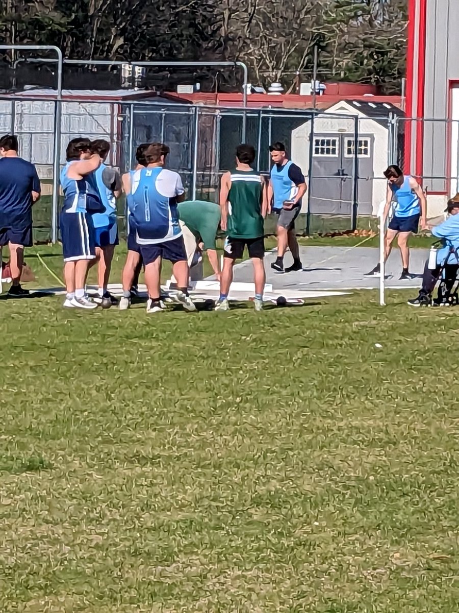 MattBosh75's tweet photo. So awesome to see our @Konktracknfield and Seekonk Girls Tennis athletes competing today! So much pride displayed by our Warrior athletes and coaches! @SeekonkHS @SeekonkWarrior @DrWhalen3 https://t.co/X8U11yMrU1