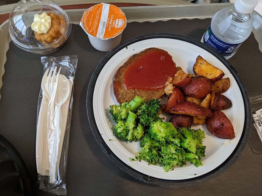 BuildUpRDNs's tweet photo. #HospitalFood Atlanta, Georgia Regular diet #StopFoodShaming https://t.co/du9SBR9L39
