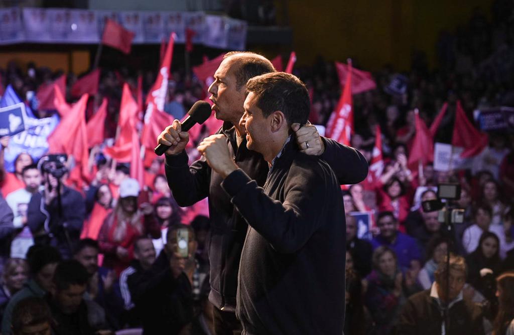 ¡Sigamos adelante #MPN!💪🏻💙 En equipo, como siempre lo hicimos, trabajemos para que el progreso y desarrollo de nuestra provincia no se detenga.

👉🏻 El #16A sigamos defendiendo el futuro de todas las familias neuquinas. ¡Votá el mapita!

#MPN #MarcosParaNeuquén #Lista151