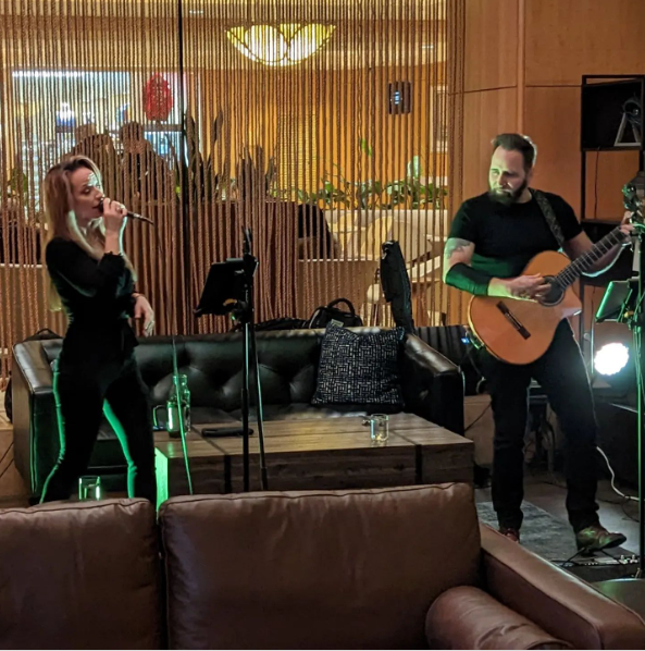 Join us on Fridays and Saturdays, 5:30 – 8:30pm and request a spot beside our visiting performers, so you can listen to classic and contemporary hits while keeping the dinner convo to a minimum (win, win). #DineH2

[📸: @randybender]