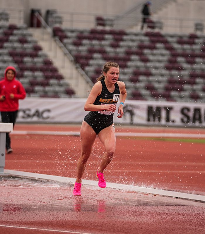 3000m Steeplechase ⏱️

Kaia Downs - 11:03.15
McKenna Butler - 11:28.62