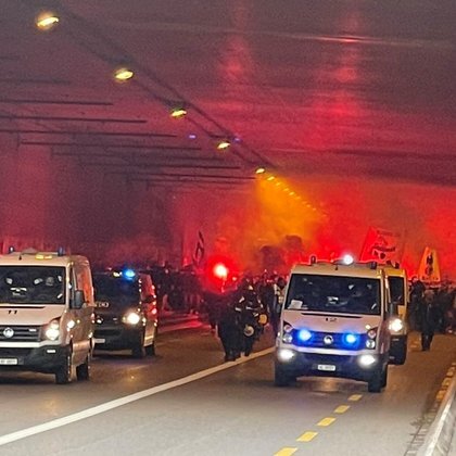 Kantonspolizia's tweet image. R to @Kapo_BS: polizei.bs.ch/nm/2023-fussba…

@Kapo_BS 

Kantonspolizei / Polizia cantonale by @Kantonspolizei
A @grttme project - Other backups: @Hallotme

#swisspolice #polizeischweiz #policesuisse #poliziasvizzera #policeswitzerland #swisssecurity #KantonspolizeiTelegram