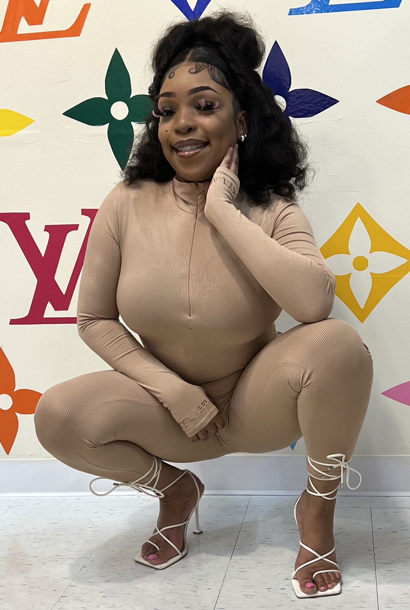 dippedbyari's tweet photo. Our “Lucky Hours Jumpsuit” in Nude on sale for $15. Size Small left 
#womensboutique #jumpsuits #womensjumpsuits #womenowned #orangejumpsuit 

https://t.co/curyoRU5X8

#womensboutique #jumpsuit #womensboutique https://t.co/GB6lMdBG2l