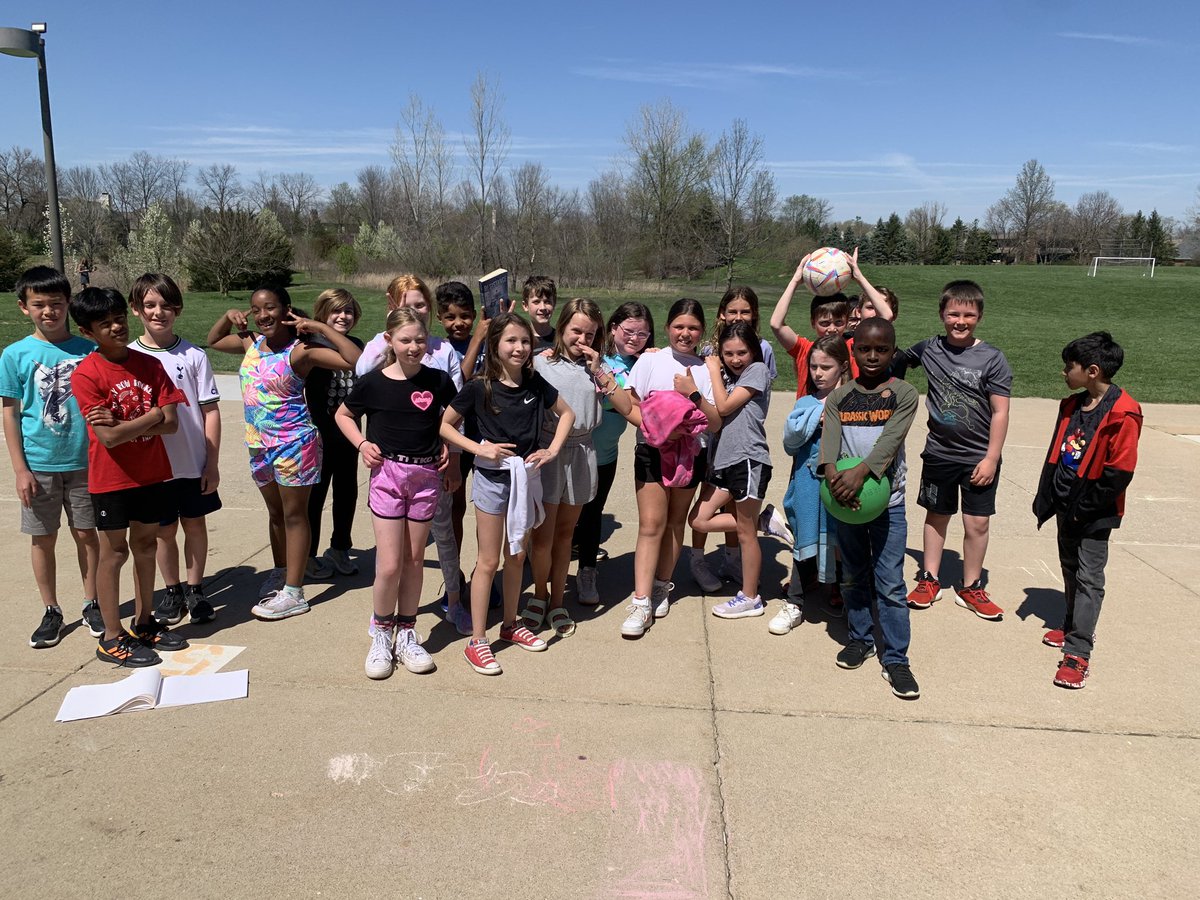 Was a perfect day to let these Rockstar Rockets enjoy a well earned extra recess!!  ❤️🚀 <a href="/SmokyRow1/">Smoky Row Elementary</a> <a href="/myccs/">Carmel Clay Schools</a>