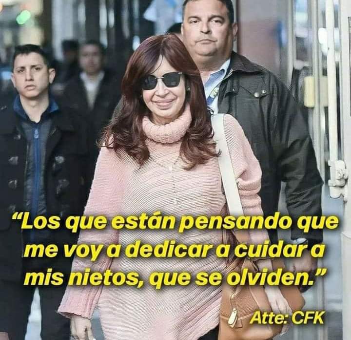 Sandra0111512's tweet photo. 🇦🇷✌🏽 Cómo te amooo Cristina
Mí Presidenta ✌🏽🫱🏼‍🫲🏾❤️ Única 
ELLA Vuelve 💪🏽🇦🇷🌞 es Patria Pueblo Argentino 🎶 Cristina
 Presidentaaa🎶 Cristina2023
#SoloConCristinaAlcanza 
#CristinaAlPoder 
#CristinaPresidenta2023 
#FueraCorteCFK2023 
Y se aprobó Ley Lucio🙏🏼🫱🏼‍🫲🏾👋🏼👋🏼👋🏼👋🏼🤗 https://t.co/0zpvNYmCT8
