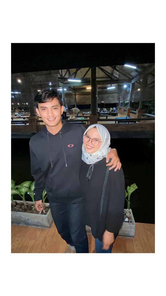 Novidwiss's tweet photo. Kalau tidak hitam ya putih🤍 https://t.co/CYkS0DzVKJ