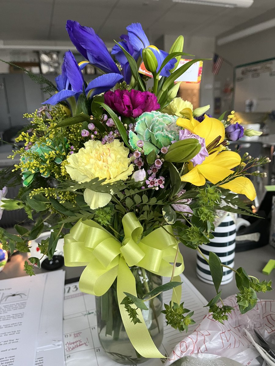 kellyrbutcher's tweet photo. Thanks everyone for a great birthday! All of you made my day very special. Thanks @buffcoffeeshop for singing happy birthday this morning; @GCHSTHAcademy for the goodies in the lounge; and Karina, Mr. Meng, Emily, and Mr. Alvarez for coffee and lunch today. ❤️ working with you! https://t.co/0KPX9OQyMh
