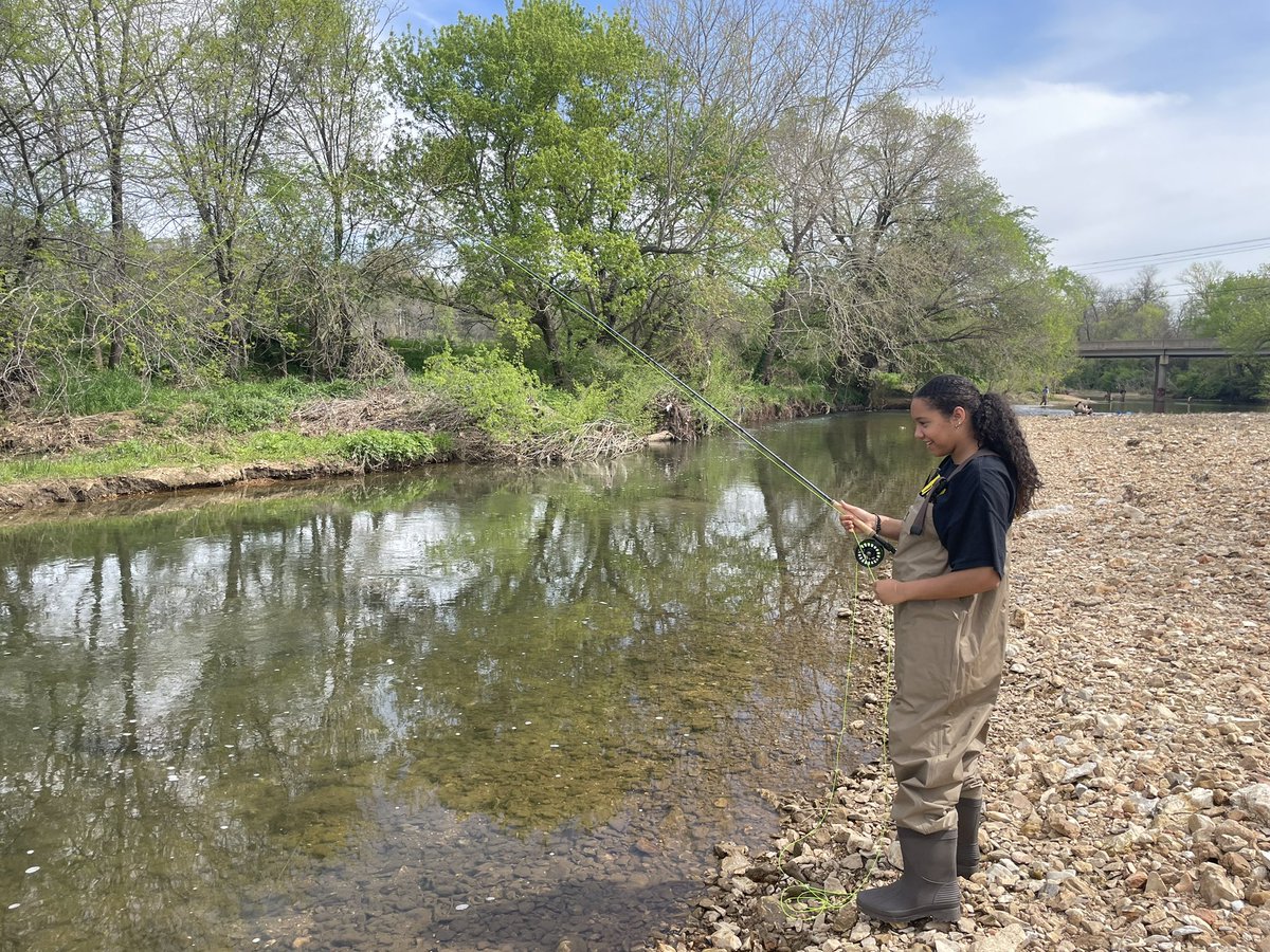 allpsoutdoored's tweet photo. Fish on! #allps #flyfishing https://t.co/sfS7vEuCIJ
