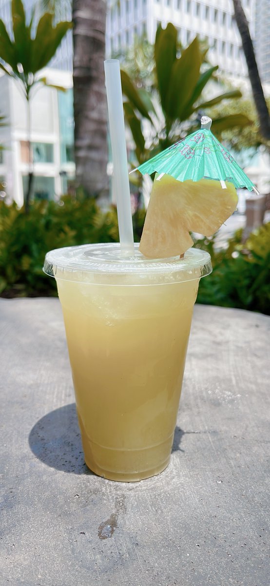 kohmi's tweet photo. おいしよ! Hawaiian Cane Juice ワイキキで飲んでみてね!#kohmi_selection https://t.co/68KnEPHu2E