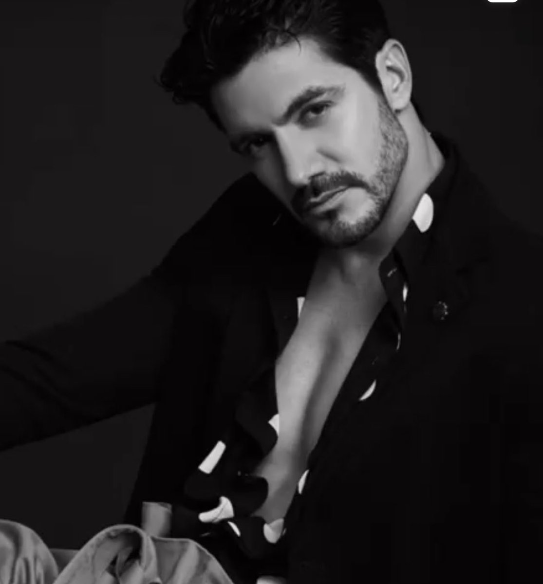 karlato07004195's tweet image. Yesssss Pepe leal hasta la final !! Por eso eres mi favorito y siempre lo serás !! #teampepe #PEPEALAFINAL #PepeGanador #LCDF3 @TLMDRealities @Telemundo @ssmester @ppgamez