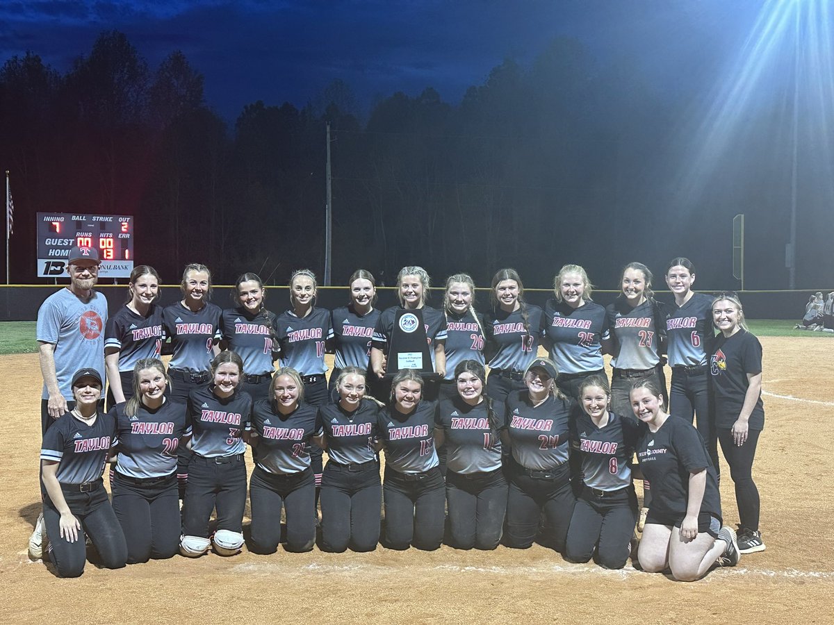 SportsTaylor's tweet photo. Proud of our Lady Cards for their 2A Sectional Championship tonight. @TC_Schools_KY #tcpride https://t.co/orajhU3DPP