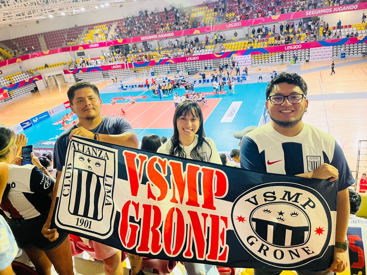 VsmpGrone's tweet photo. Nos quedamos con la primera semifinal donde nuestro aliento fue fundamental para ganar tres set a uno. Apoyando todas las categorías. Nos vemos el sábado.

LOS DEL 2008 https://t.co/FDj0V0uhKS