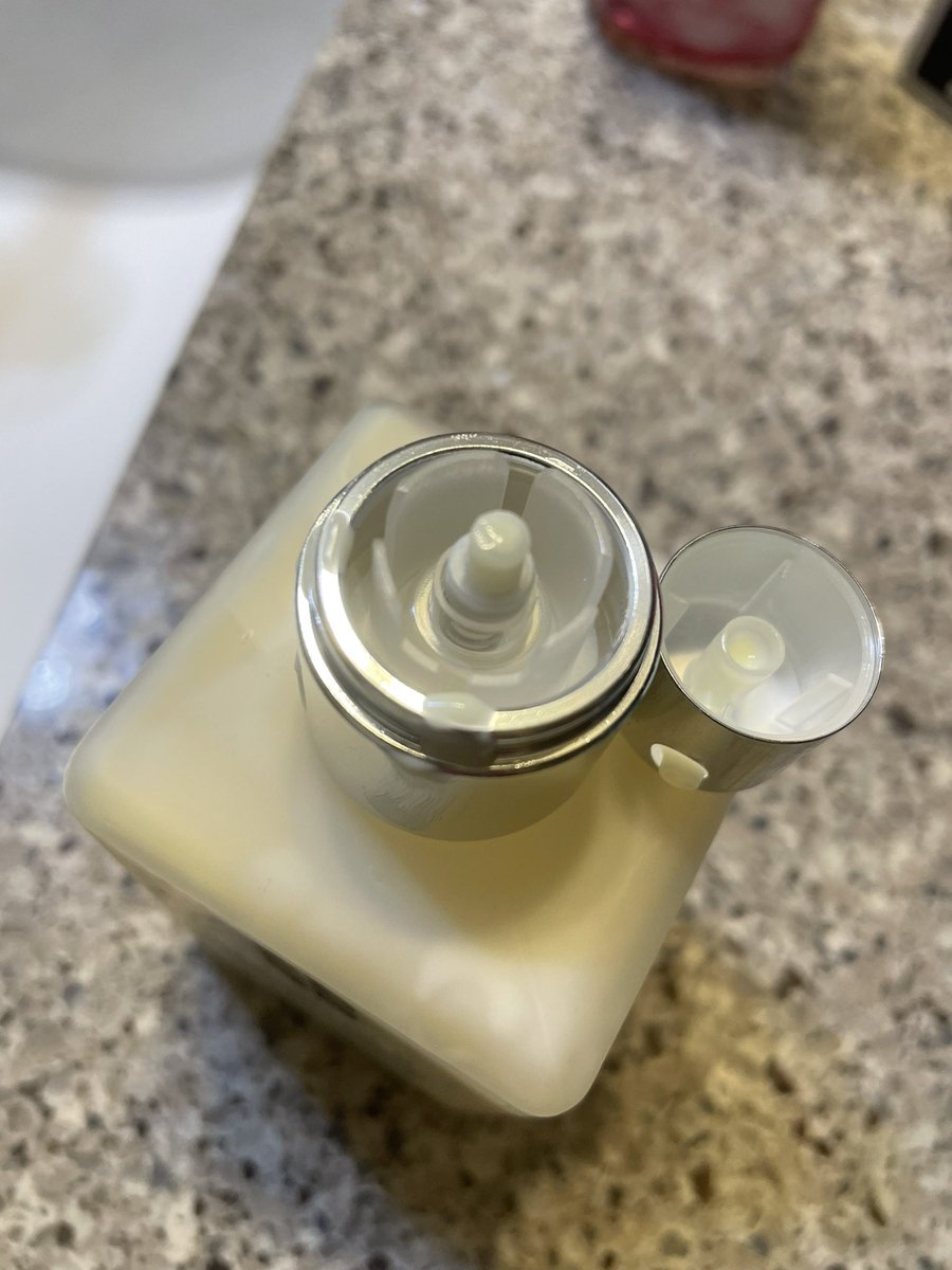 Caroline_315's tweet photo. Not buying anything else from @Macys @Macyservice 
My lotion pump arrived broken, with lotion spilling everywhere, and I can’t figure out how to fix it. Neither can the chat bot or the “live chat” customer service person who only accepts certain answers. So done. https://t.co/uQ2t9FxBWf