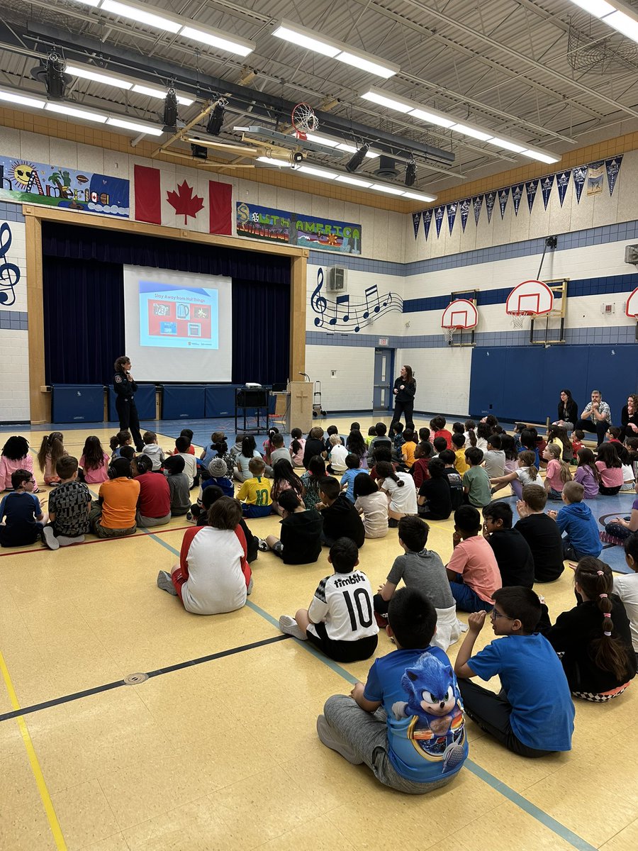 SVien10's tweet photo. Thank you @MississaugaFES for educating our bears today on fire safety and prevention. @StBernardDPCDSB https://t.co/Wi6qQTaRml