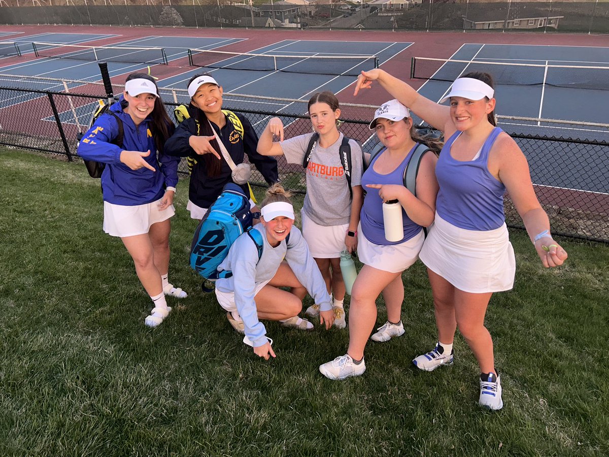 Nice 8-1 victory over the Senior Rams. Lots of competitive matches in singles and doubles… Great bounce back from Tuesday night!