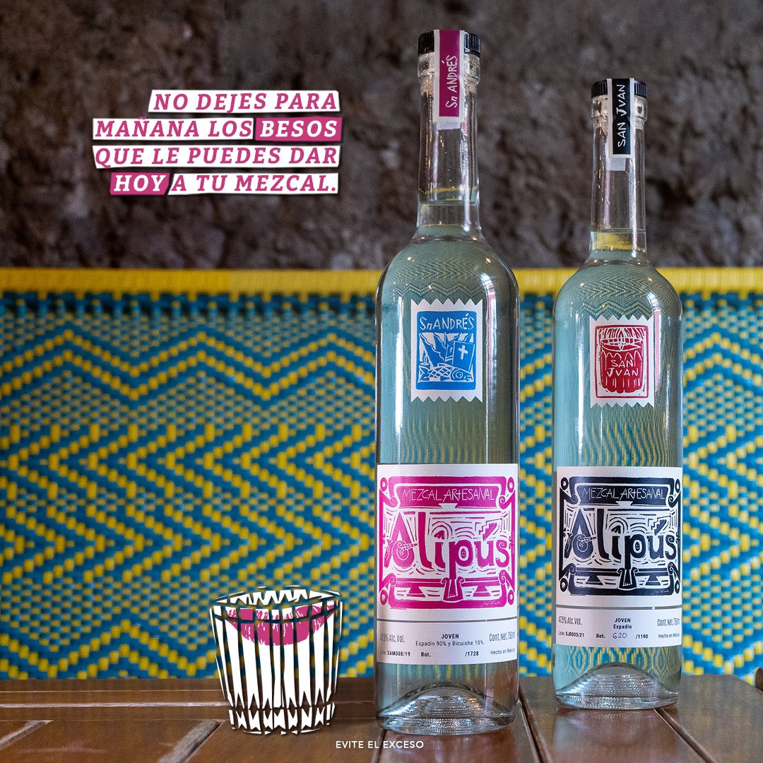 MezcalAlipus's tweet photo. #DíaInternacionalDelBeso https://t.co/jl070QBuuW
