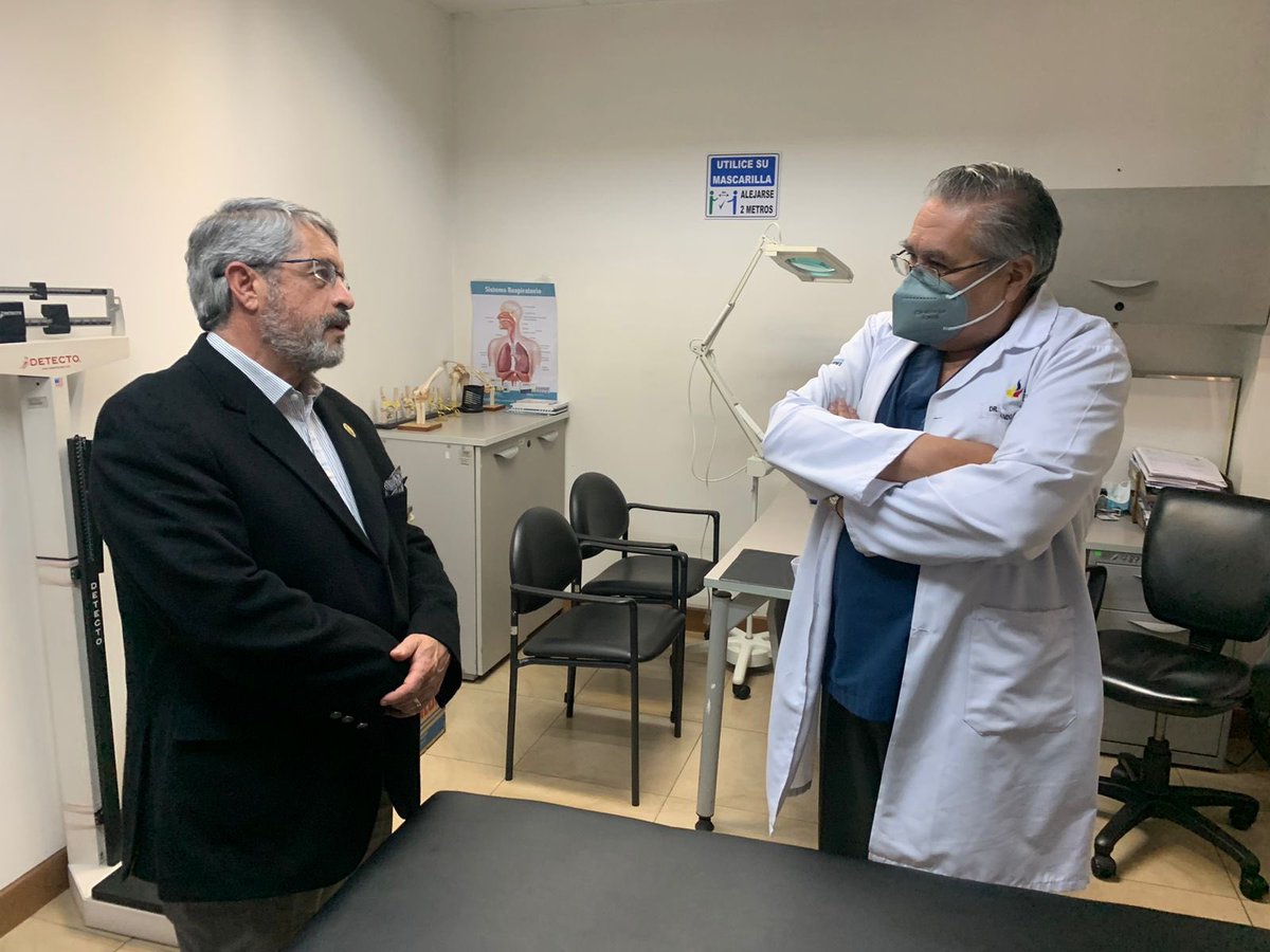 🏅🏋️‍♀️Un gusto recordar las anécdotas deportivas de la juventud! 

Esta tarde, con <a href="/SebasPalaciosSP/">Sebastián Palacios</a> conversamos sobre la coordinación entre <a href="/Salud_Ec/">Ministerio de Salud Pública 🇪🇨</a> y <a href="/DeporteEc/">Viceministerio del Deporte 🇪🇨</a> para atención en medicina del deporte para nuestros atletas.  

⬇️⬇️⬇️⬇️ sigue