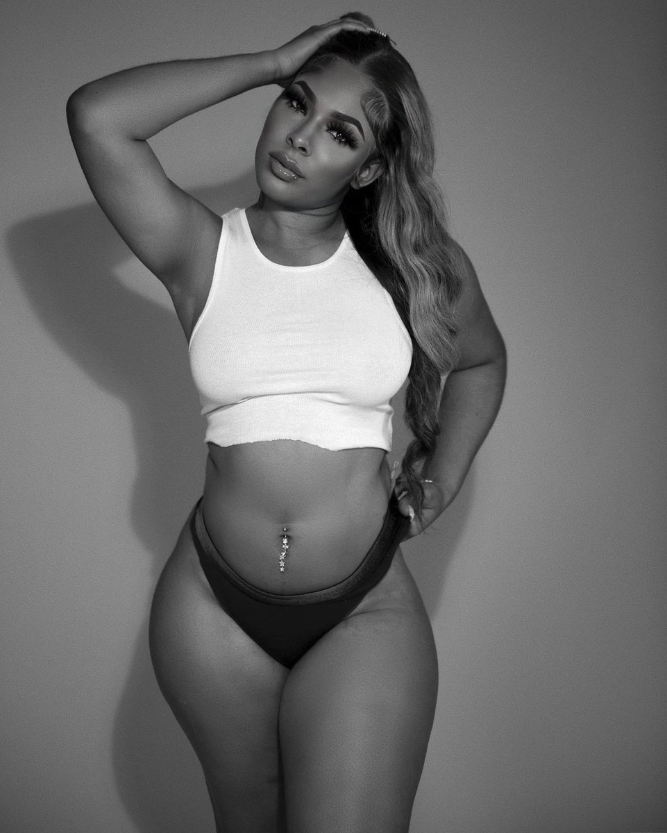 sisidiior's tweet image. Leaving My Best Impression 🖤🤍