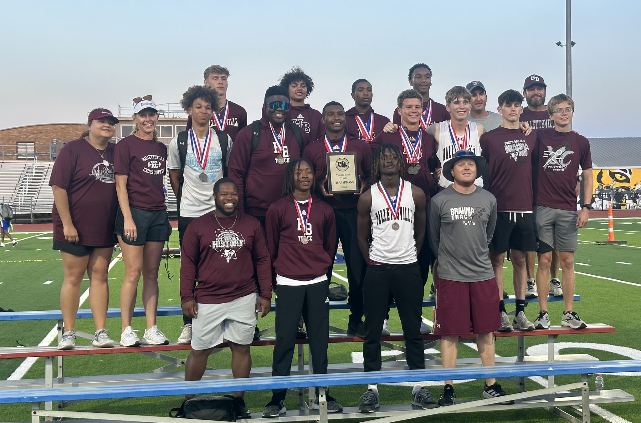 Hallettsville Brahma Athletics on X: 2022 All- District Football Team   / X