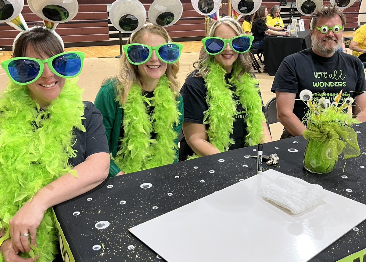 DrKarenReach's tweet photo. A very special TY 2 The Amazing Woodland Word Wonders who rocked our JCS Spellabration!  Keep Shining, Wonders!  You Rocked it! 😊🌟💚✨🦅 @Woodland_JCS @jcityTNschools @MelissaGavin20 @kristiduck https://t.co/zZfOH72322