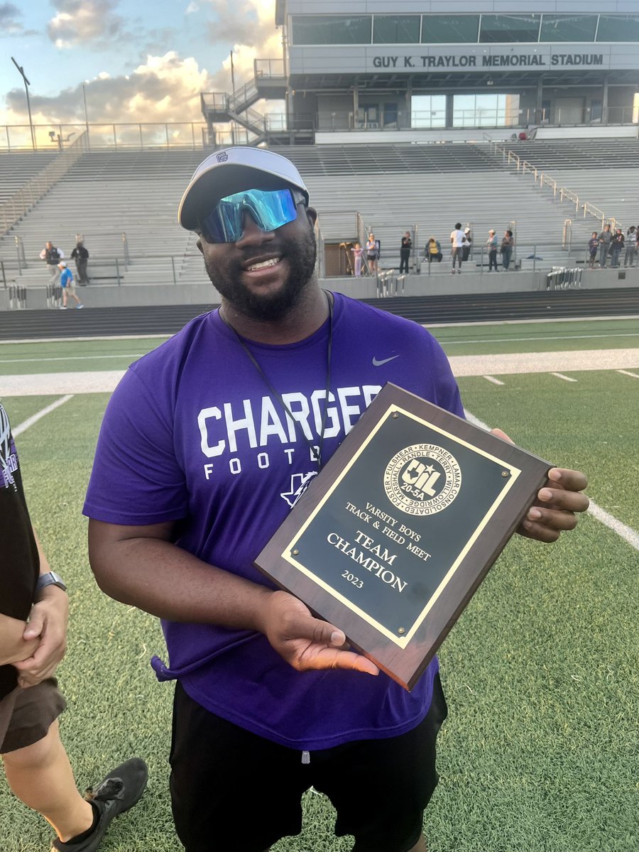 coachcodutti's tweet photo. Breaking records and taking the gold! So proud to be part of the team that brought home the first ever district title in track!
#DaDirtyF
@Fulshear_HS 
@FulshearXC 
@lcisdathletics 
@Meggett_Tron https://t.co/d6EodsQv6w