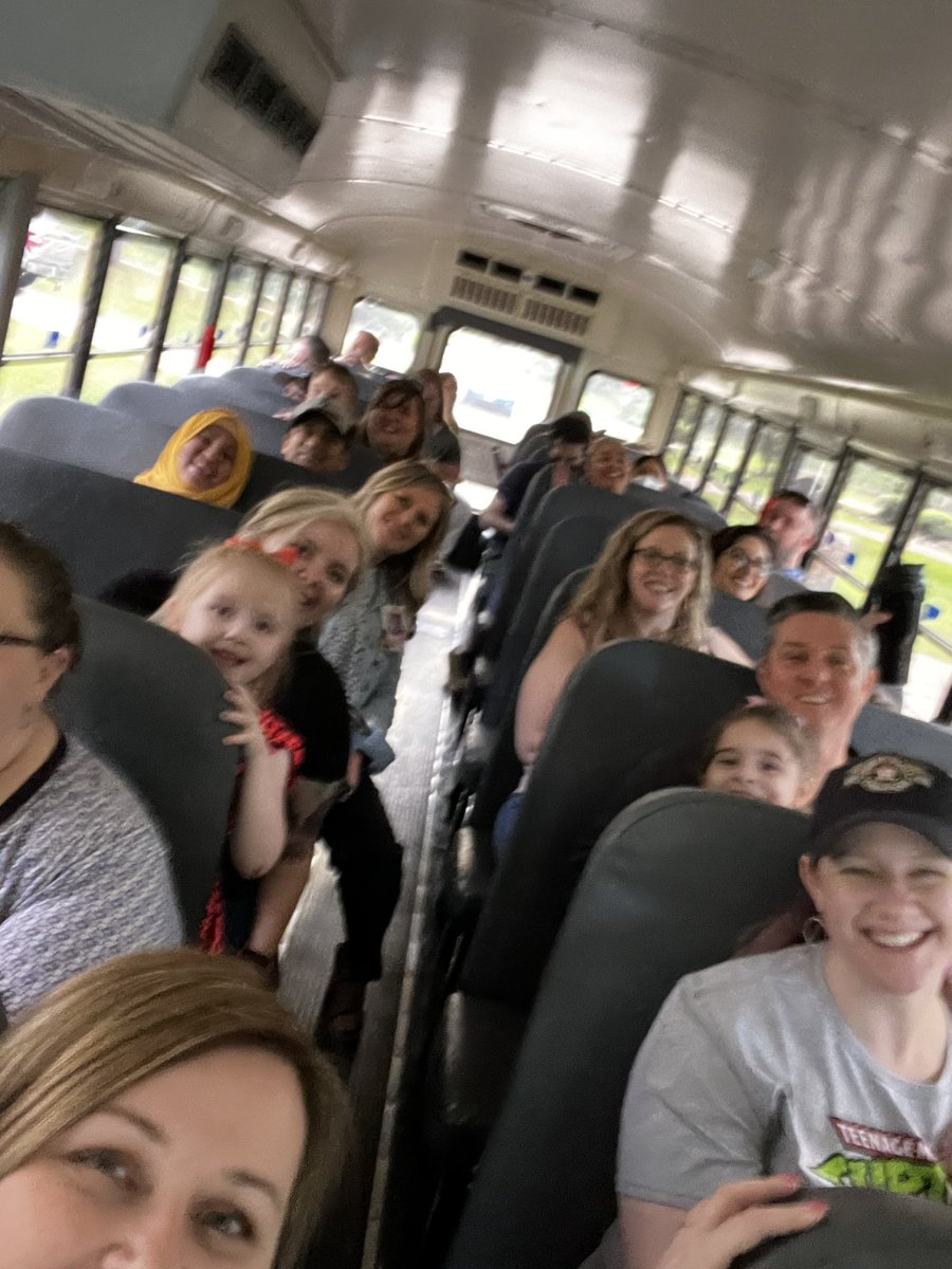 Woodland Hills Elementary tweet media