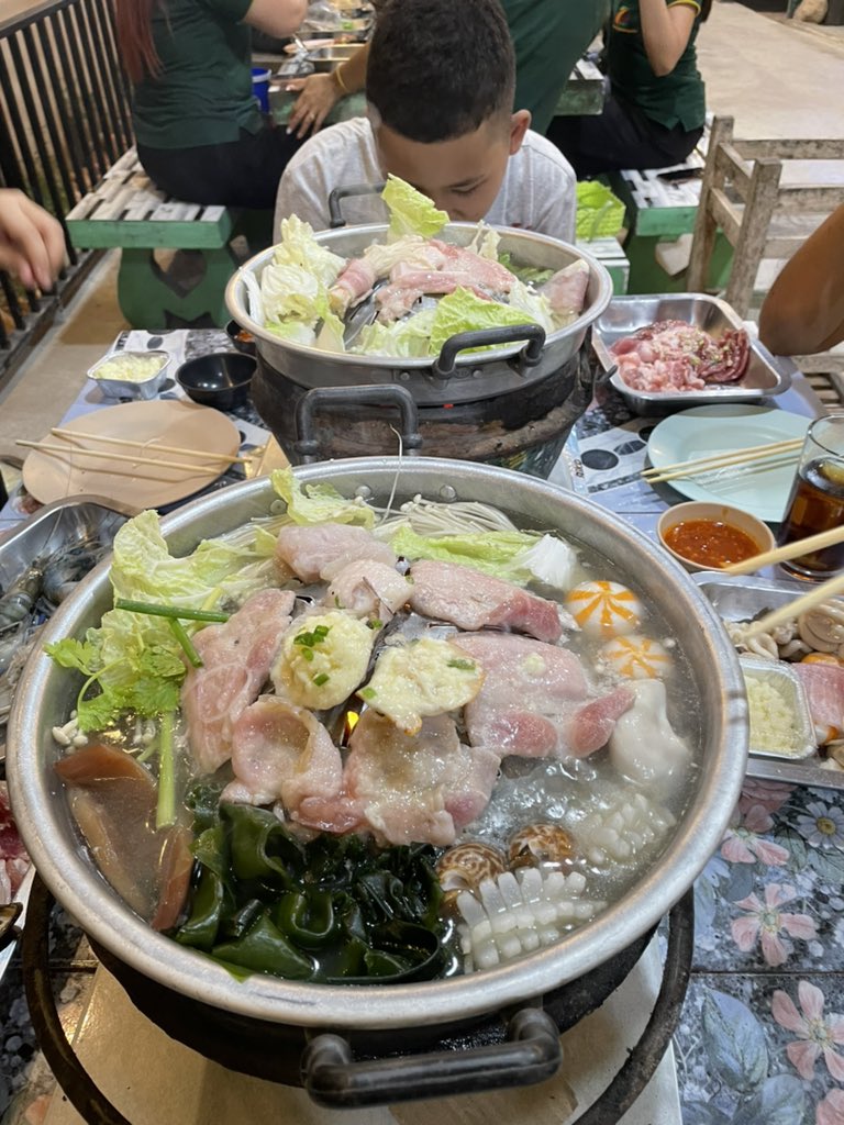 แทบจะกลายเป็นอาหารประจำชาติไปแล้ว