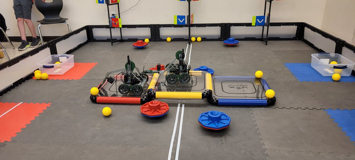 mariov0204's tweet photo. It has been a great week in Robotics! The teams have faced off and we are close to our top 3 to go to district! Enjoying every minute of it! @TruettWilsonMS @STEMAcademyNHS @EatonHSRobotics #WilsonIsAVibe https://t.co/tEotno3xfd