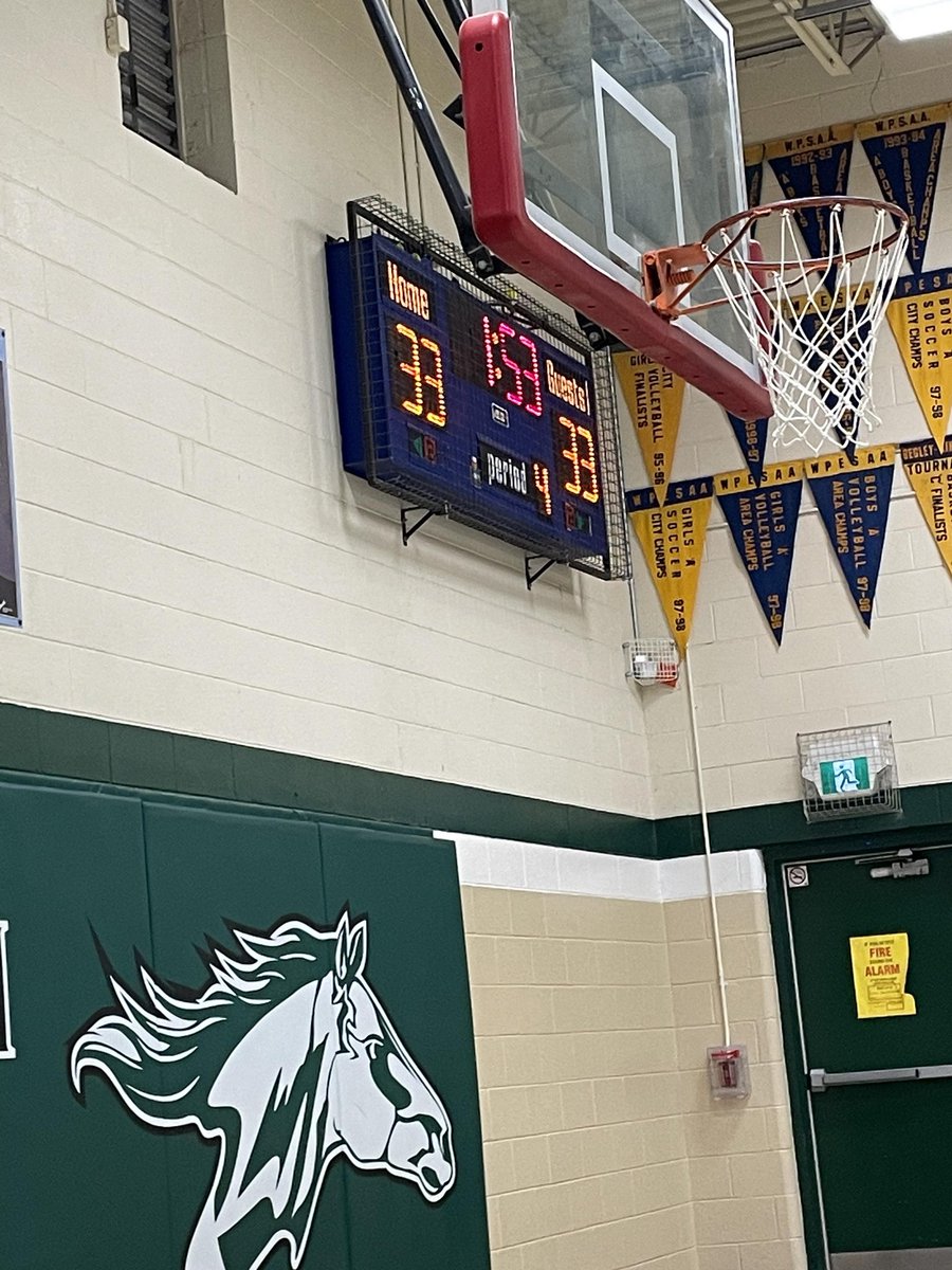 45SQueenVic's tweet photo. Such an exciting championship game tonight that went into OT! Despite the loss, this team displayed hard work, determination, and amazing sportsmanship the entire season! #proudcoaches @mstoddQVgrade3 @QVGrade78 @QVPSVikings https://t.co/imDrJWCtf0