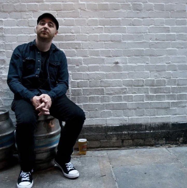 Shaun O'Reilly (@soreillymusic) on Twitter photo ‘Find Us a Smoky Bar (Live from <a href="/GreenNote/">Green Note</a>)’ out today: linktr.ee/soreillymusic 🍺
Recorded from my recent show with <a href="/jtaylorband/">Julian Taylor</a>, this is the last single before the album’s release on 28th April. Enjoy folks, and have a great weekend! ‘Find Us a Smoky Bar (Live from <a href="/GreenNote/">Green Note</a>)’ out today: linktr.ee/soreillymusic 🍺
Recorded from my recent show with <a href="/jtaylorband/">Julian Taylor</a>, this is the last single before the album’s release on 28th April. Enjoy folks, and have a great weekend!