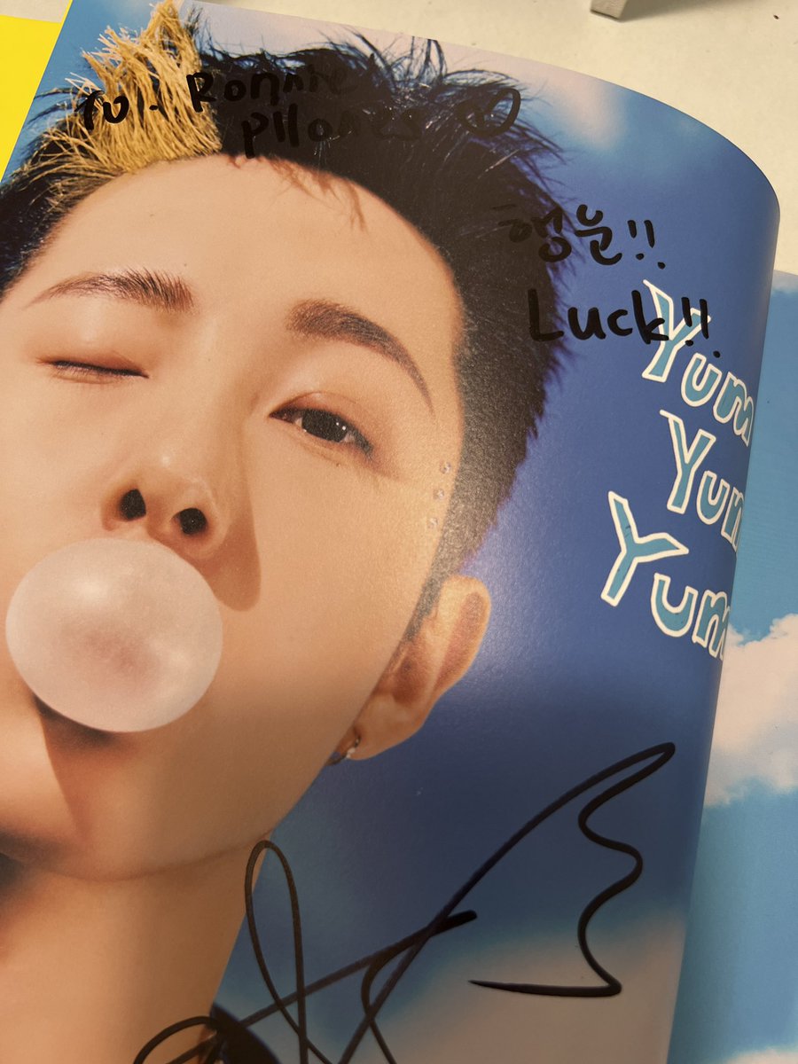 Ronnie 💛 ٩( ᐛ )و tweet media